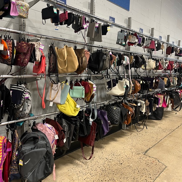 Meet your Posher, Maria - Picture 3 of 10